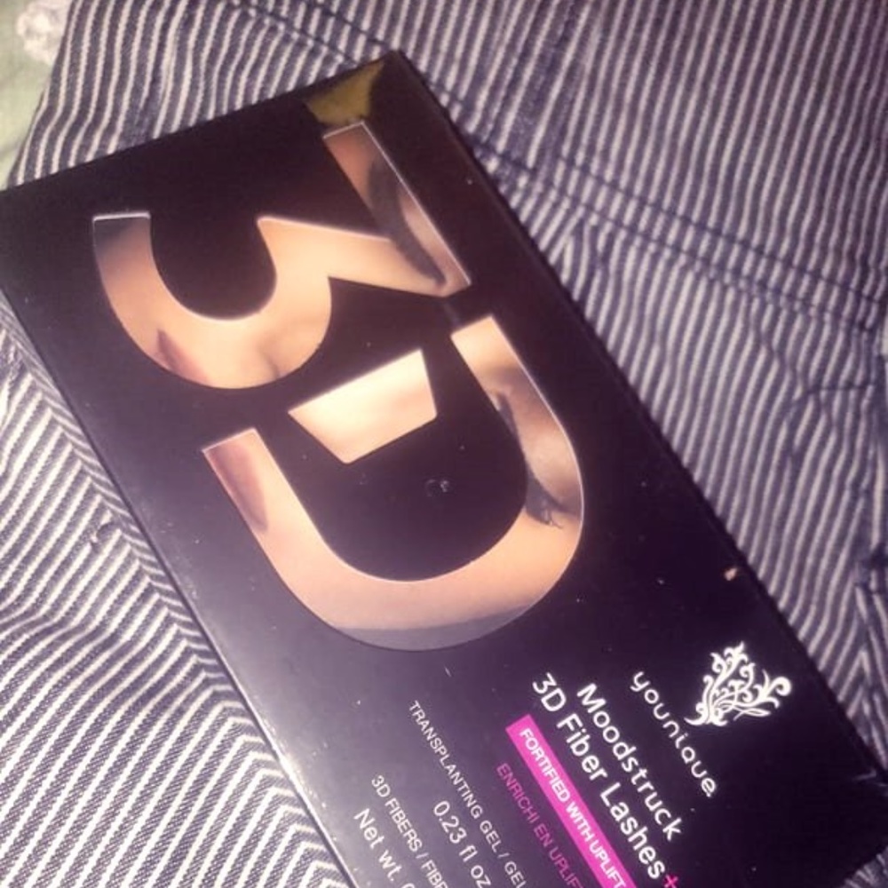 *SOLD*Younique Fiber Lashes 3D Mascara